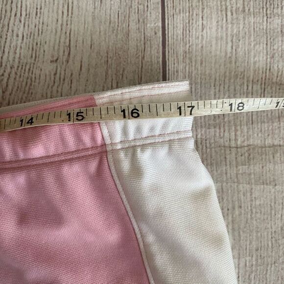 Under Armour women M heatgear pull on shorts pink & white - Picture 7 of 8